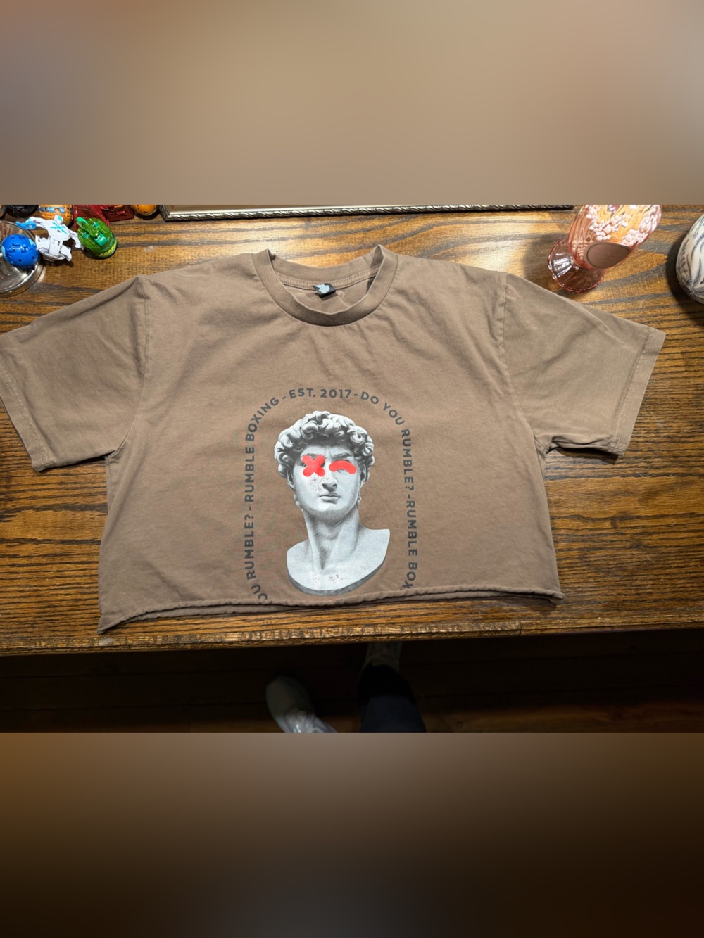 Brown Cropped Graphic Tee 0056